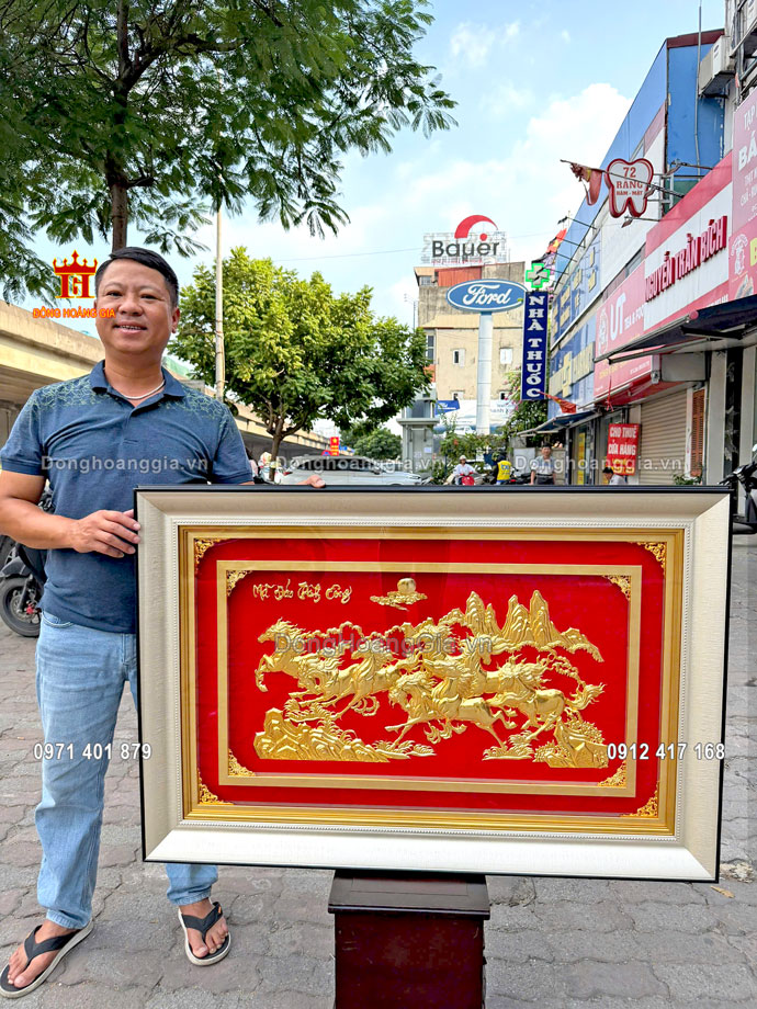 Tranh mã đáo thành công bằng đồng mạ vàng 24k là dòng sản phẩm cao cấp
